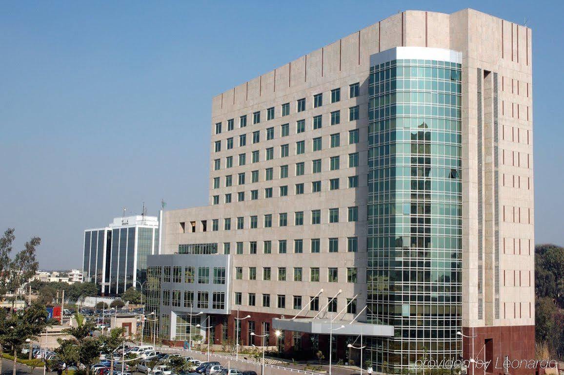 Fortune Select Global, Gurugram - Member Itc Hotels' Group Гургаон Экстерьер фото