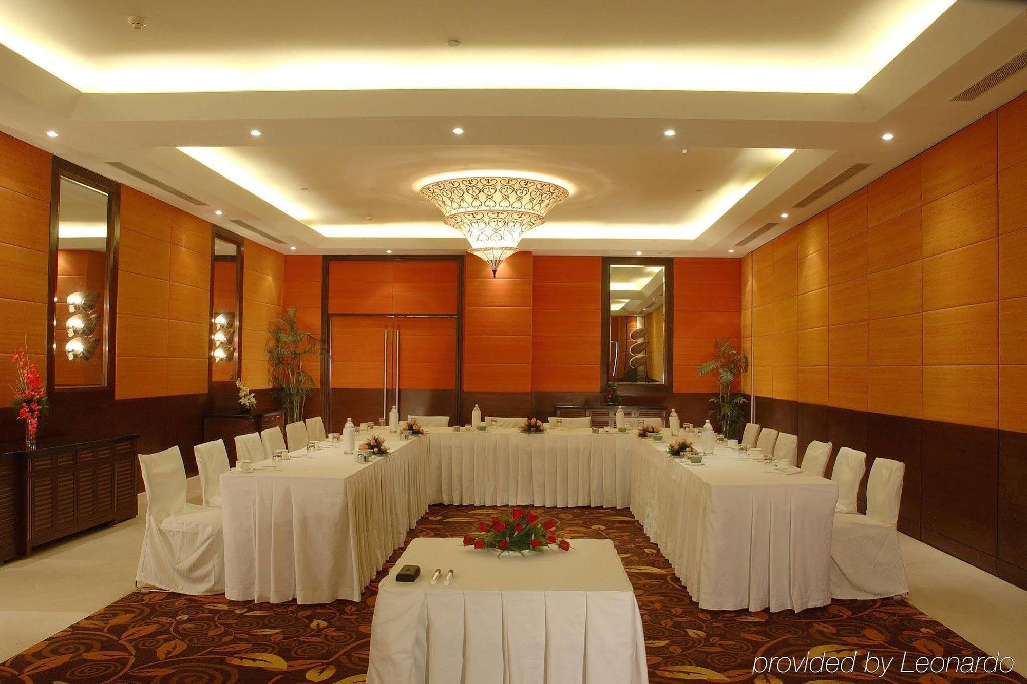 Fortune Select Global, Gurugram - Member Itc Hotels' Group Гургаон Ресторан фото